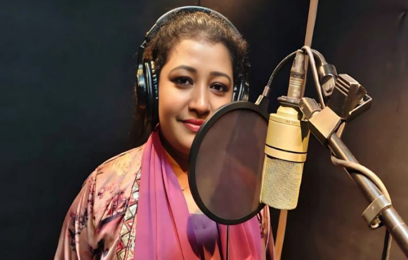 ‘বিছানায় না গেলে পুরুষ বাউলরা প্রোগ্রামে ডাকে না’ হাসিনা ...