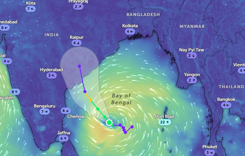 ধেয়ে আসছে ঘূর্ণিঝড় ‘মোন্থা’ ধেয়ে আসছে ঘূর্ণিঝড় ‘মোন্থা’
