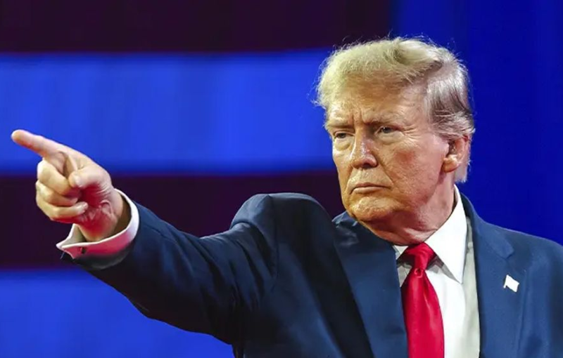 এবার গ্রীনকার্ড ও নাগরিকত্ব নিয়ে ট্রাম্পের নতুন সিদ্ধান্ত